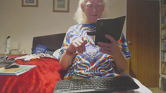 WaverlyKernow live sex cam