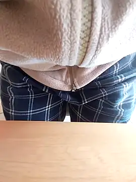 Cazzettostorto99 live sex cam