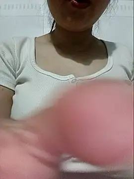 Shine_Mai live sex cam