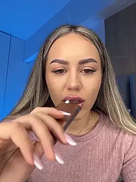 alisa_w's cam snapshot