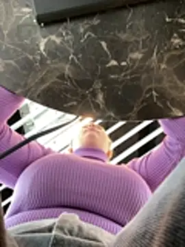 KateBurlesk's cam snapshot