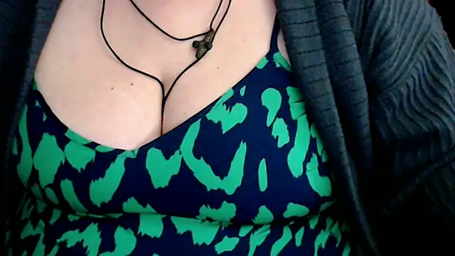 mayasmith live sex cam