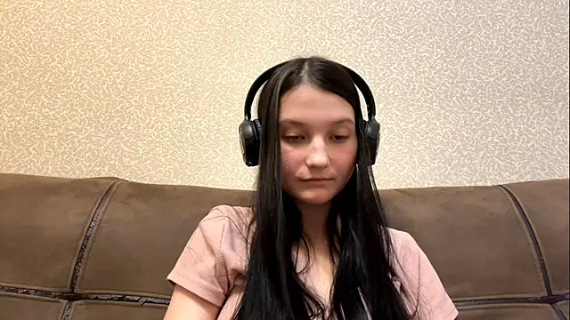 AurorAurora's cam snapshot