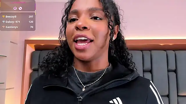 LisaMendez's cam snapshot