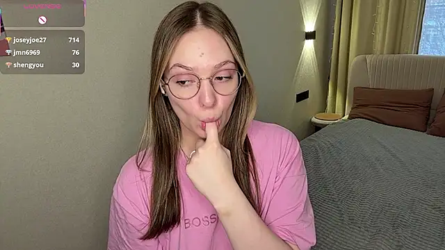 NguyetHankey's cam snapshot