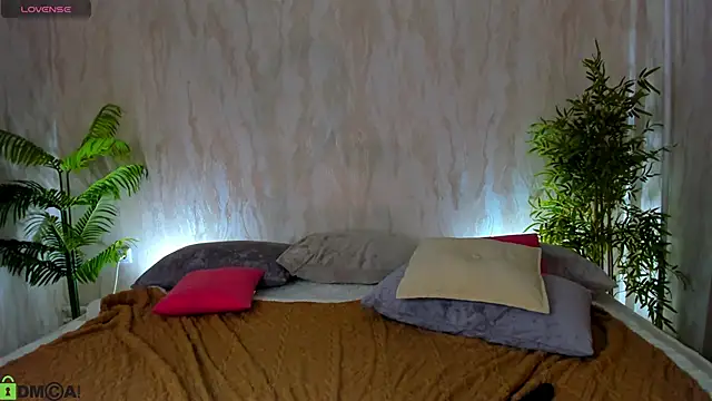 Stacy_River's cam snapshot