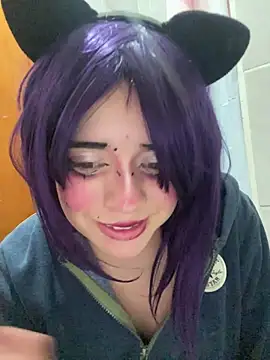 Lucy_YupiSweet live sex cam