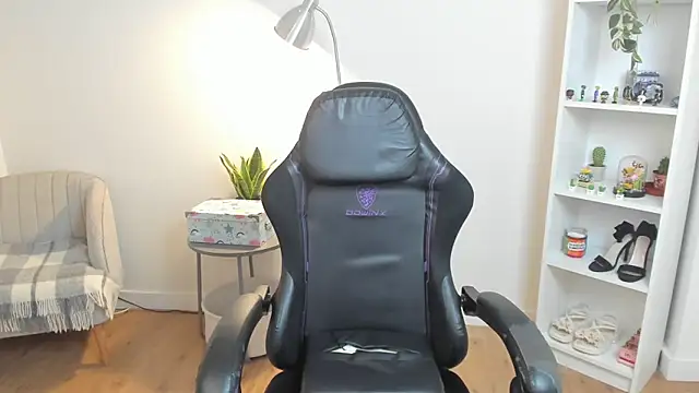 _BellaEvans_'s cam snapshot