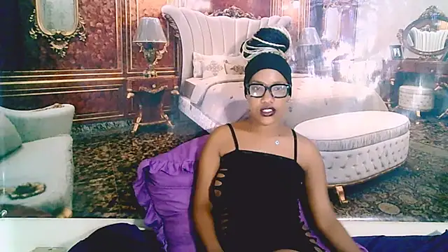 EroticSexyPrada's cam snapshot