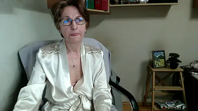 katemodel's cam snapshot