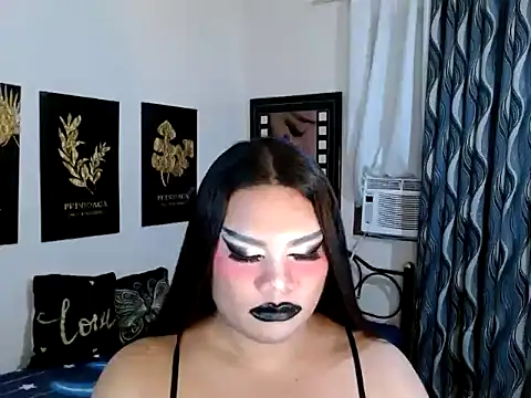 TSbrianaHugeCock live sex cam