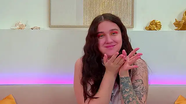 ChristinaMilton live sex cam