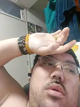 zeusu0095 live sex cam