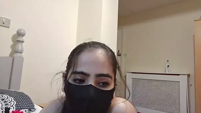 EchoicUlama's cam snapshot