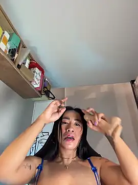 AsianMilfSheryl's cam snapshot