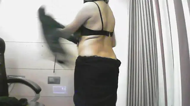 collage_hoty's cam snapshot