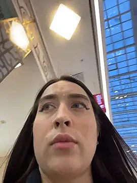 Holly_Play's cam snapshot