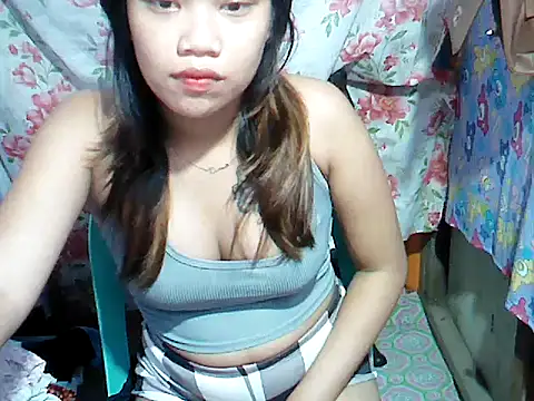 Milkytits_Yum00's cam snapshot