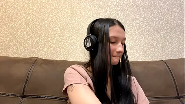 AurorAurora's cam snapshot