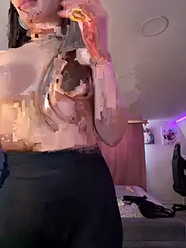 -MaybeBaby-'s cam snapshot