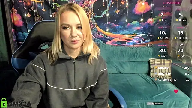 CrystalGirl99's cam snapshot