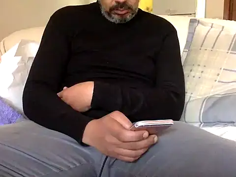 CaiBull live sex cam