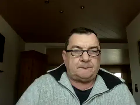 Nobbie444 live sex cam