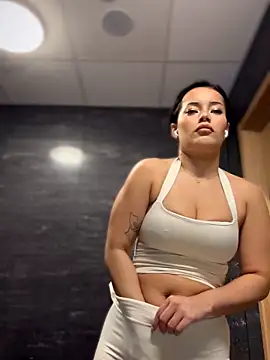 Risky_Workouts live sex cam