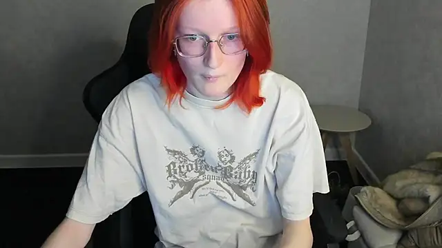 ElizabethHarpper's cam snapshot