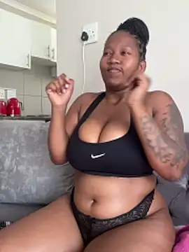 Brandyy23's cam snapshot