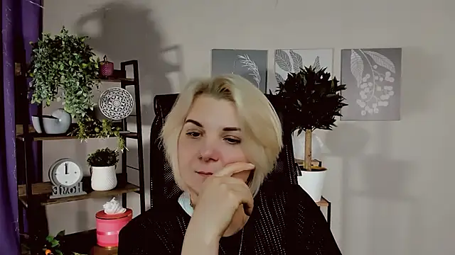 EvaEvals's cam snapshot