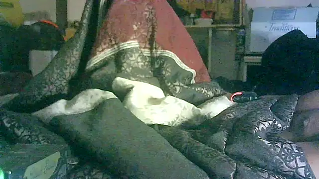 ON3YOULLN3VER_FIR3's cam snapshot