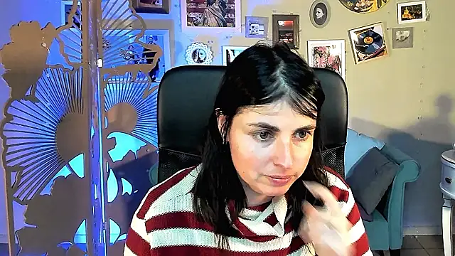 MartaEdams's cam snapshot