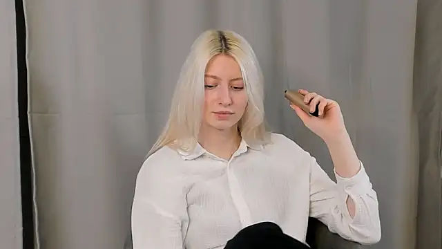 VellaKlaus's cam snapshot