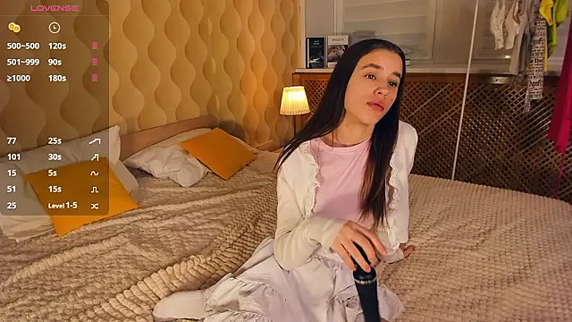 JinnyMcie's cam snapshot