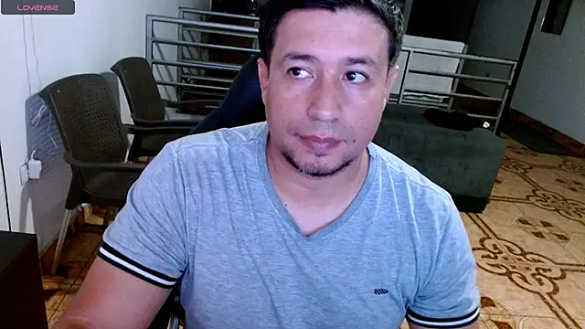 lianjuc live sex cam