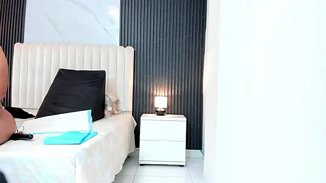 Samantha_Claus's cam snapshot