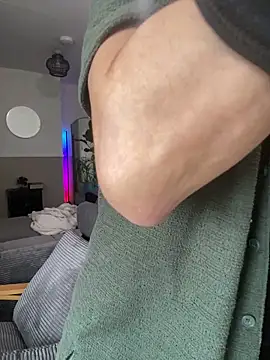 MattMiller28's cam snapshot