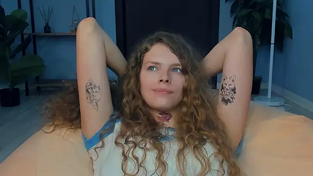 RayaNenlia's cam snapshot