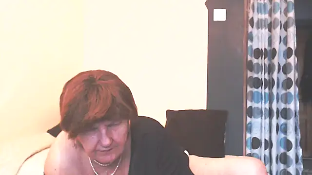 MioritaHard live sex cam