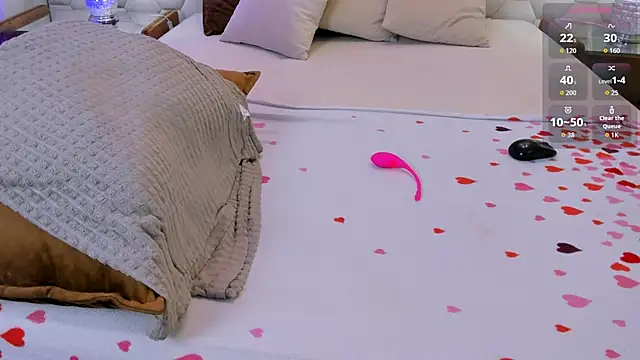 NaughtyLoryy live sex cam