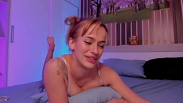 Dora_Banks's cam snapshot