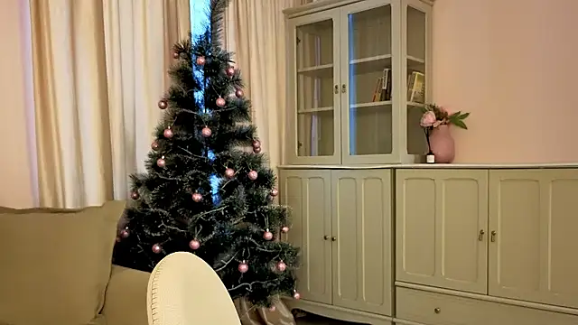 Alisia_Mars's cam snapshot