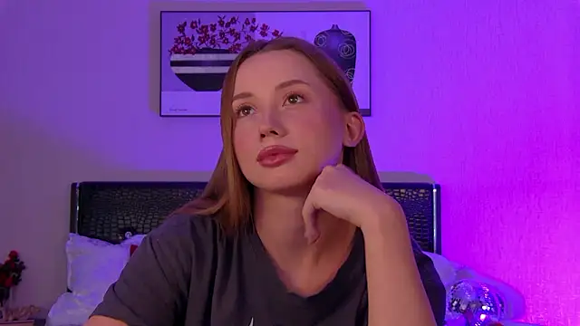 OliviaBrian's cam snapshot