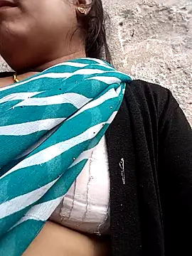 Rashili_jaan's cam snapshot