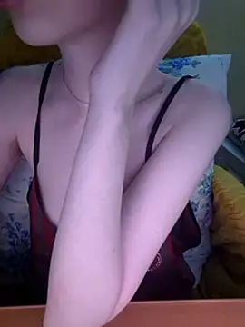 Elza_kom's cam snapshot