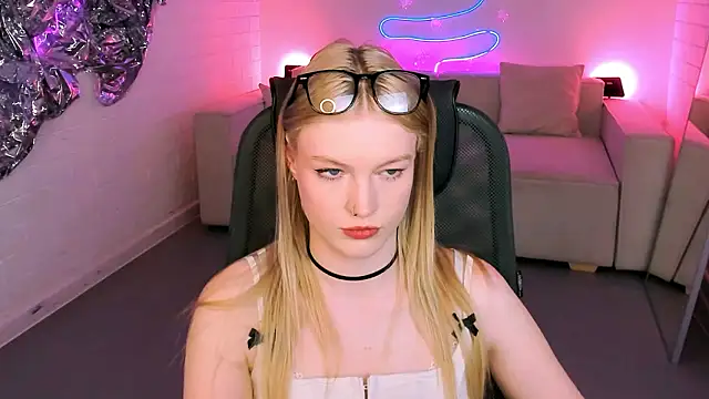 GraceGlamour's cam snapshot