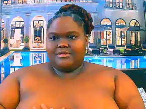 EbonyHotBuns's cam snapshot