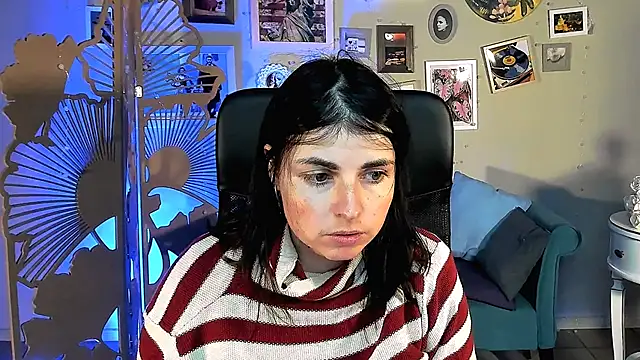 MartaEdams's cam snapshot