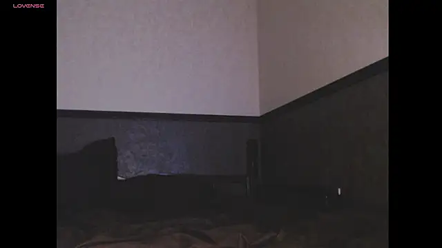 EmersonBennett's cam snapshot